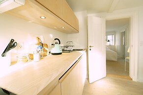 Central Canal Apartments 7