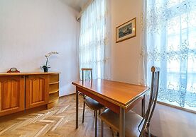 Apartment in the Palace Square