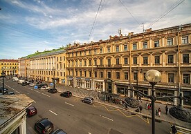 Apartment in the Palace Square