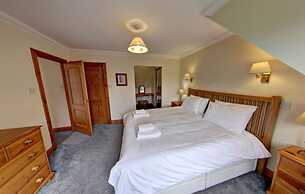 Stob Binnein Cottage