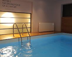 Nov Hotel