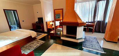 Nov Hotel