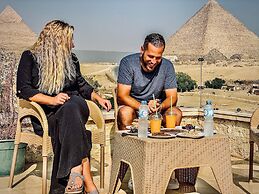 Sahara Pyramids Inn