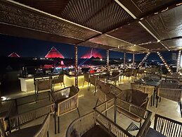 Sahara Pyramids Inn