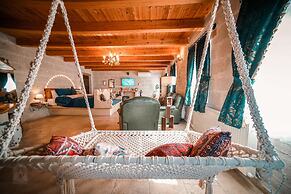 Zeus Cave Suites