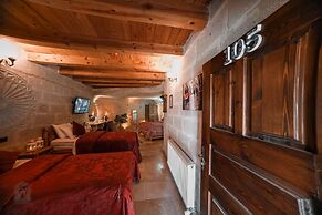 Zeus Cave Suites