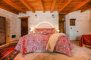 Zeus Cave Suites
