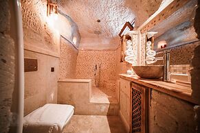 Zeus Cave Suites