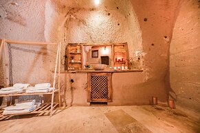 Zeus Cave Suites