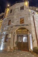 Zeus Cave Suites