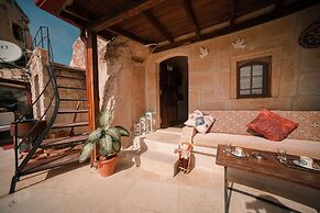 Zeus Cave Suites