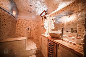 Zeus Cave Suites
