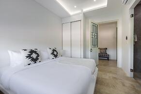 Skye Beach Hotel
