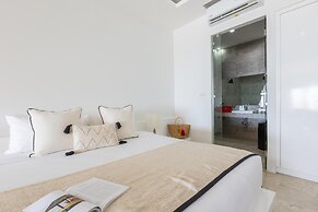 Skye Beach Hotel