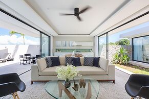 Skye Beach Hotel