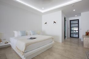 Skye Beach Hotel