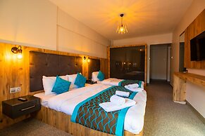 Otel 374