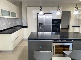 Lamada Apartments