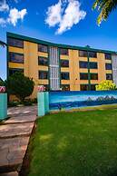 Lamada Apartments