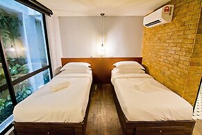 JonkeRED Heritage Hotel