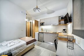 Elia Tree Studios