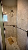 Arroyo Suite House
