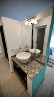 Arroyo Suite House