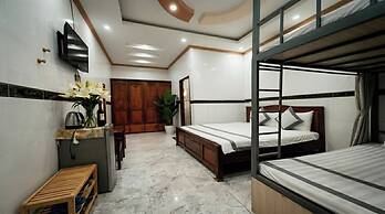 CT Morning Hotel