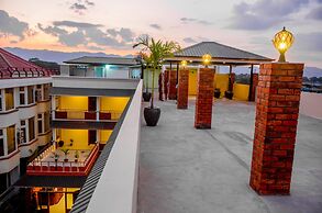 City Light Hotel