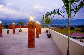 City Light Hotel