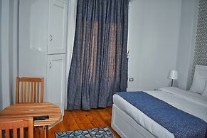 Columbia Hotel