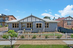 Accommodation Hunter - Adams St Maitland