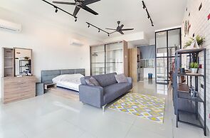 Palazio Serviced Apartment