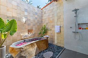 Villa Ronggo Mayang Bali