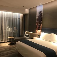 Naive S Hotel