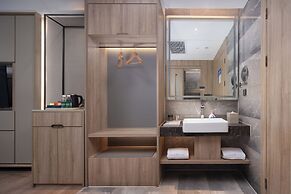 Naive S Hotel