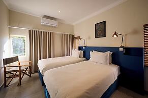 Sedia Riverside Hotel