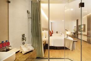 Regalia Gold Hotel