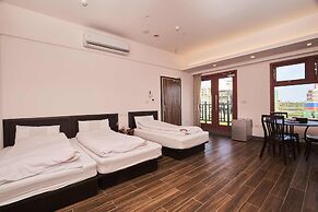 First Shanhai Hotel