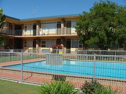 Forster Lodge 16