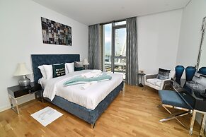 4BR Apt on Bluewater Island