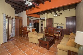 Caribbean Breeze 6b 2 Bedroom Condo by RedAwning