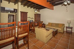 Caribbean Breeze 6b 2 Bedroom Condo by RedAwning