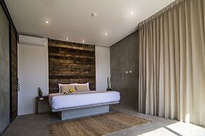 Chateaux del Valle