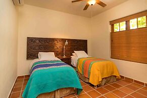 Casa De La Alegria 3BR by Casago
