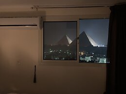 9 Pyramids Inn