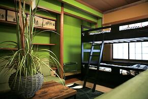 Maru House - Hostel