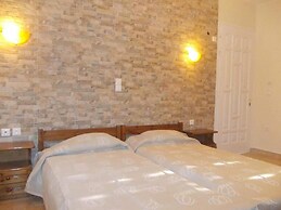 Maistrali Studios & Apartments
