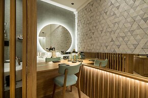 Akasha Beach Hotel & Spa