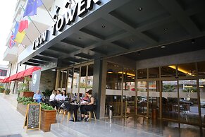 Twin Towers Hotel